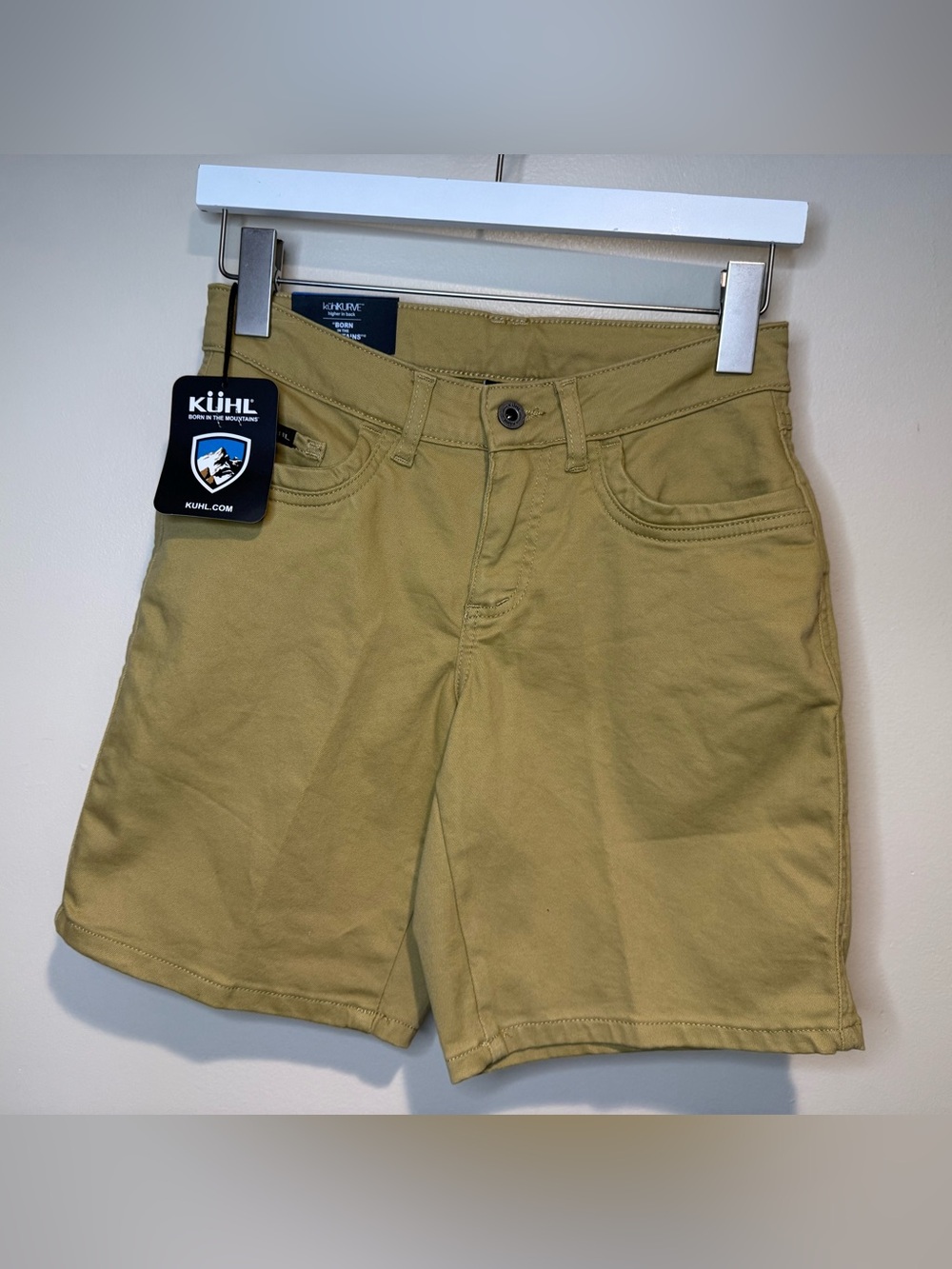 KÜHL Women’s Kontour short 8” inseam in honey